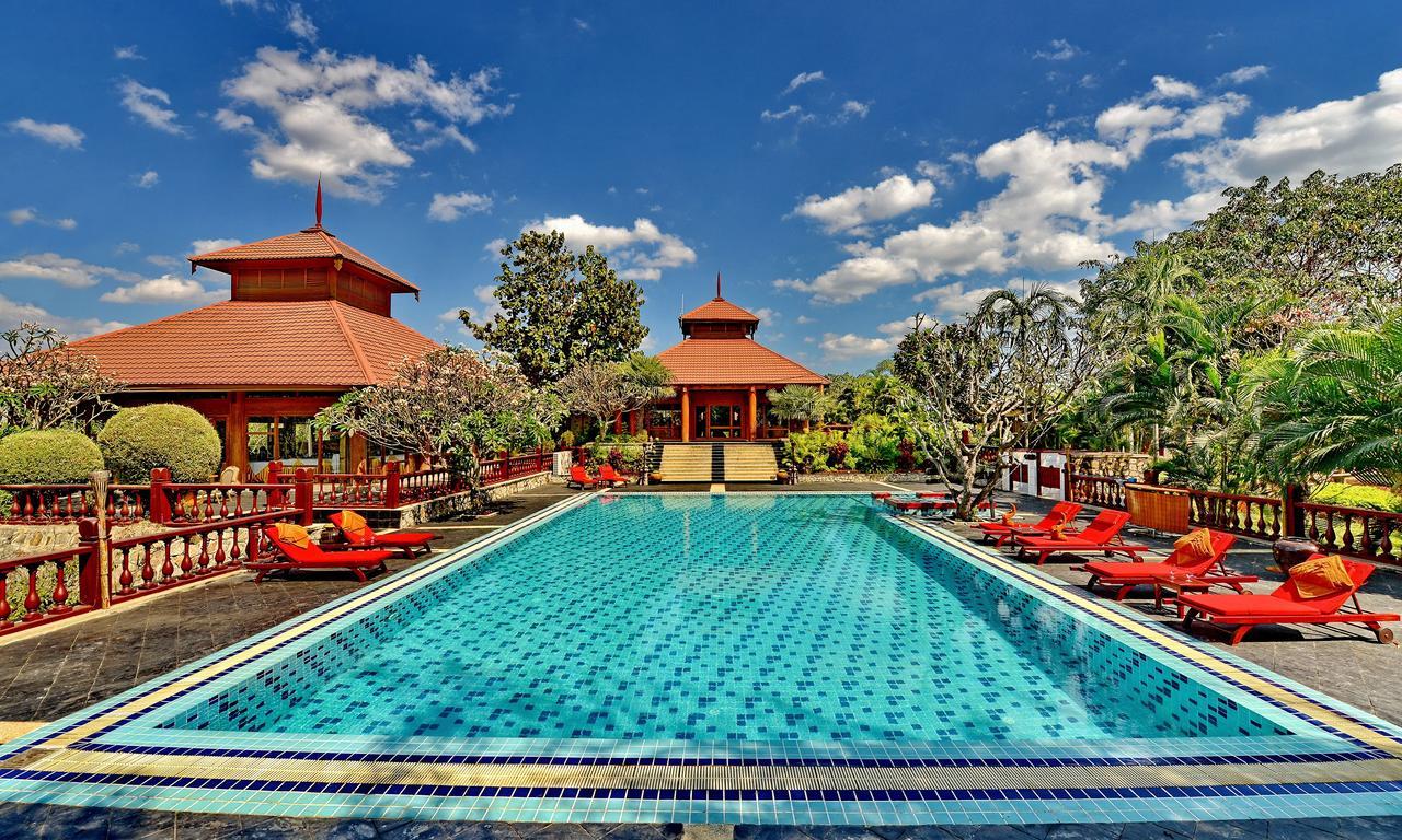 奈比多奥伦姆宫酒店及度假村 Naypyidaw 外观 照片